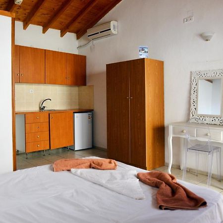 Yalis Studios Achladies  Dış mekan fotoğraf